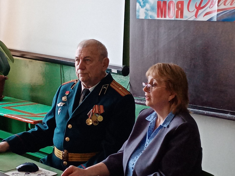 «Защитники первых» «Мы рядом».